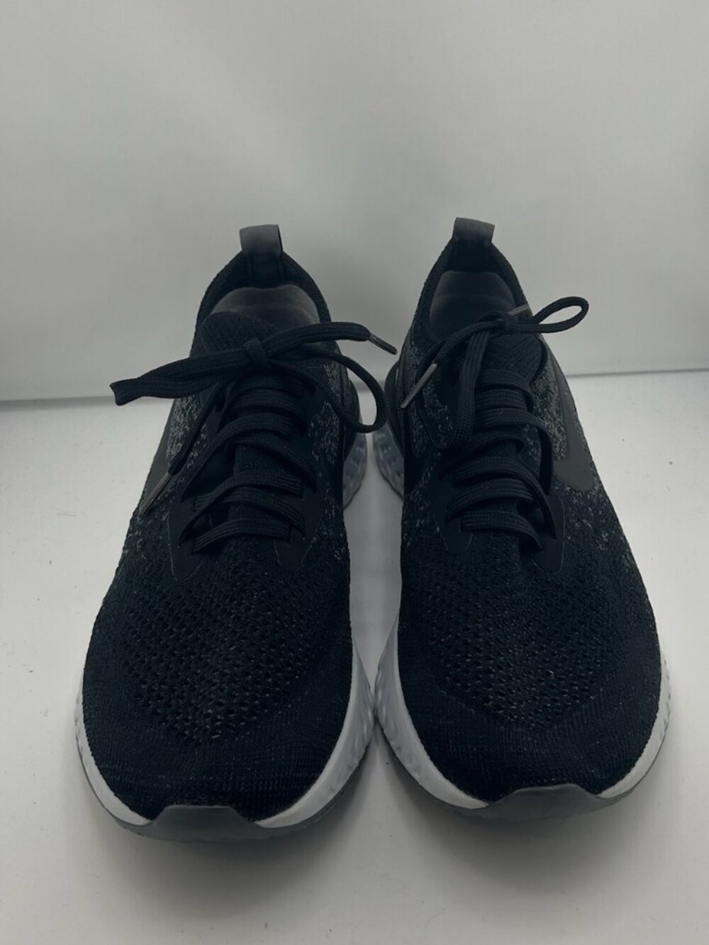 #S101 Black/Gray Nike Sneakers
